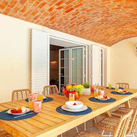 Palmas - Moradia Com Piscina Aquecivel E Bbq - * Albufeira