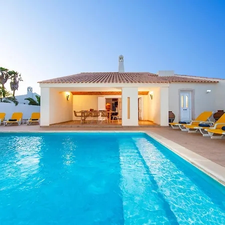 Villa Palmas - Moradia Com Piscina Aquecivel E Bbq - Albufeira