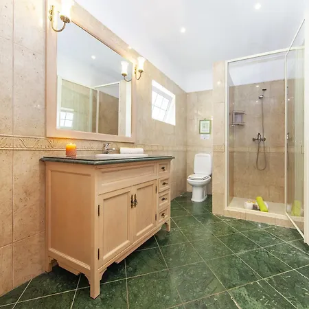 Palmas - Moradia Com Piscina Aquecivel E Bbq -