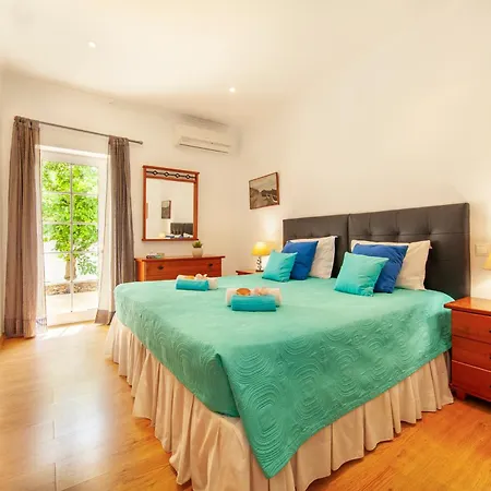 Villa Palmas - Moradia Com Piscina Aquecivel E Bbq - *
